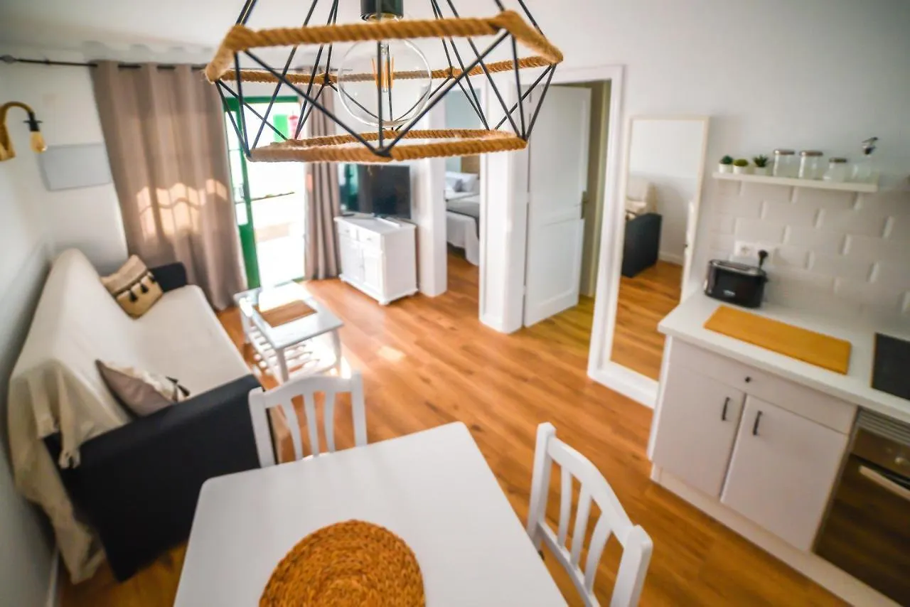 Precioso Apartamento Con Piscina Tias Spain