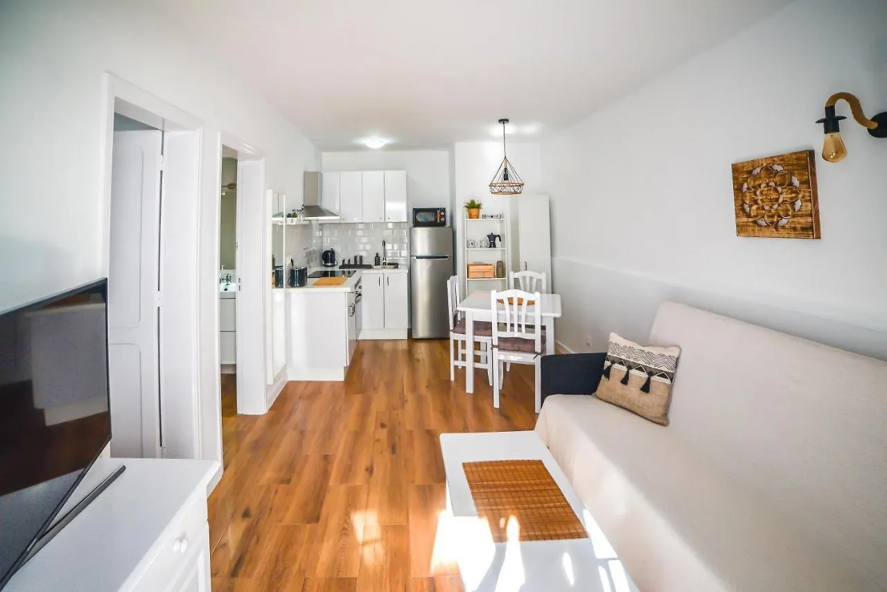 Precioso Apartamento Con Piscina Tias Spain