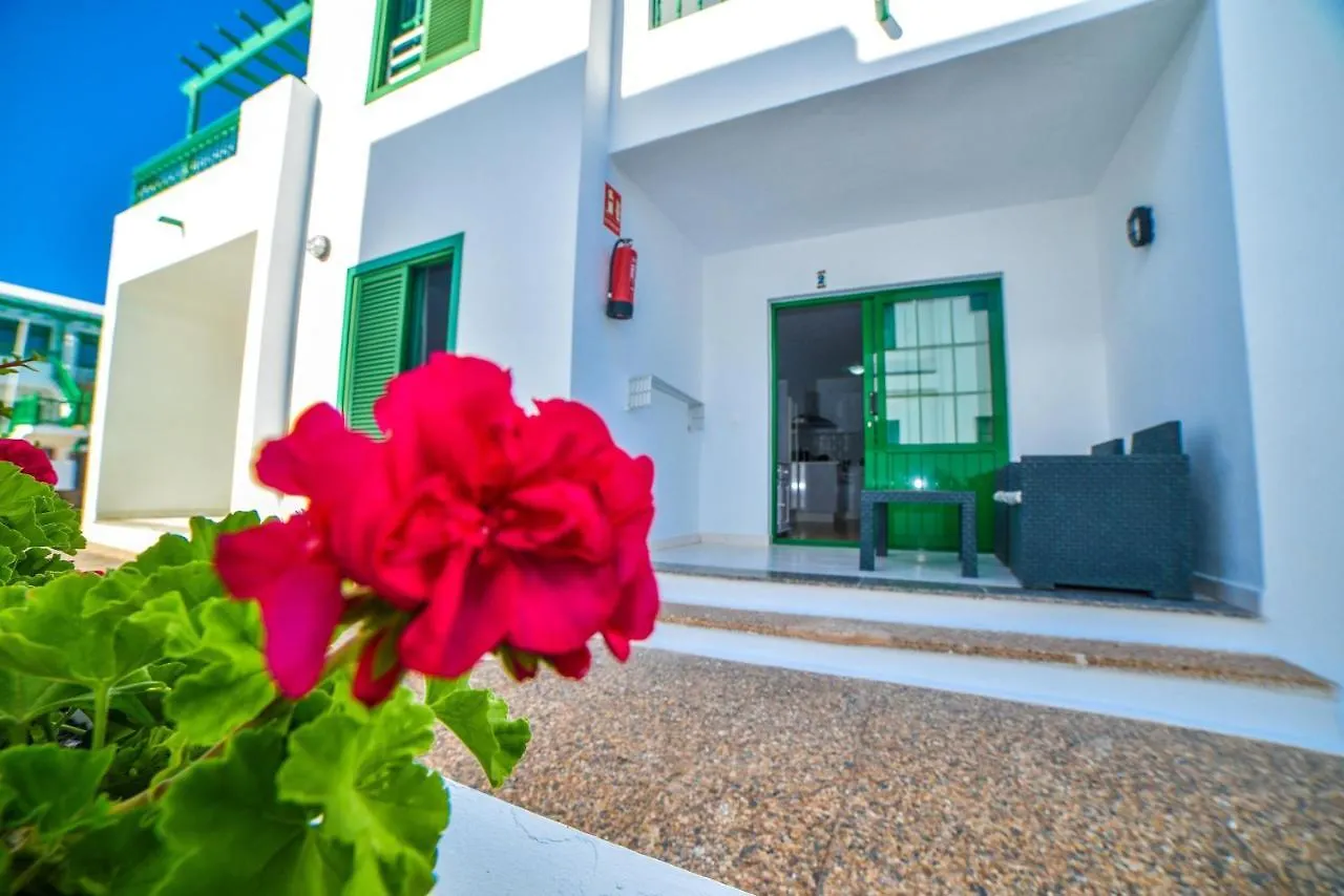 Precioso Apartamento Con Piscina Tias Apartment